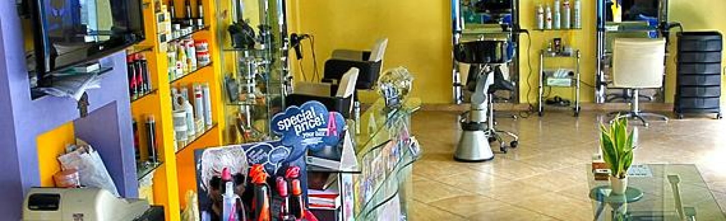 “Delux” Hair Studio in Limassol