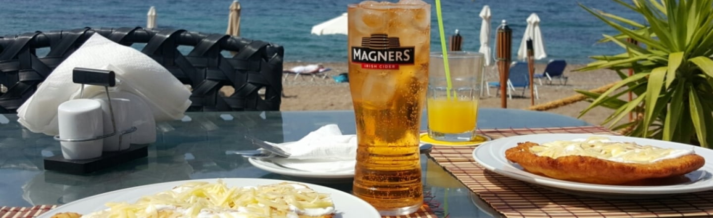 Flaming Sun Beach Bar and Restaurant, ресторан «Фламинг Сан» в Лачи