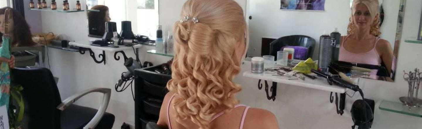 Ioana&#039;s Hair and Beauty Salon, салон красоты Ioana&#039;s в Полисе