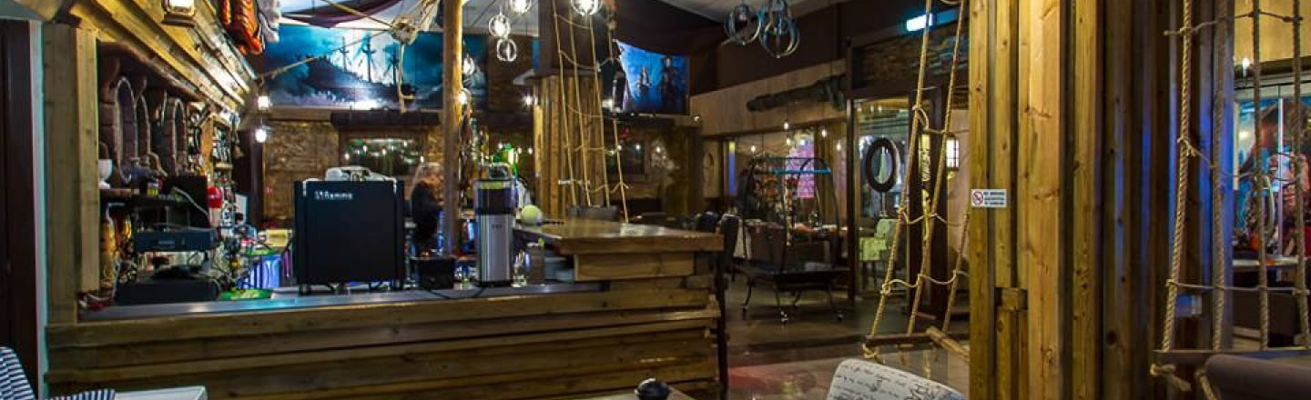 Piratiko Resto Bar, ресторан и бар Piratiko в Лимассоле
