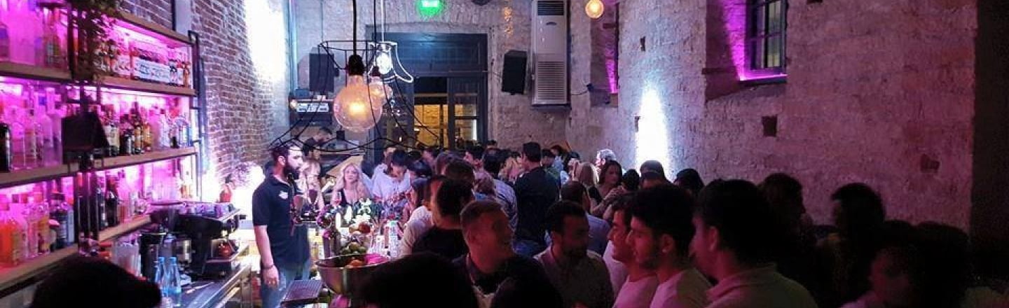 Ресторан и бар Cambana Booze &amp; Cuisine в Лимассоле