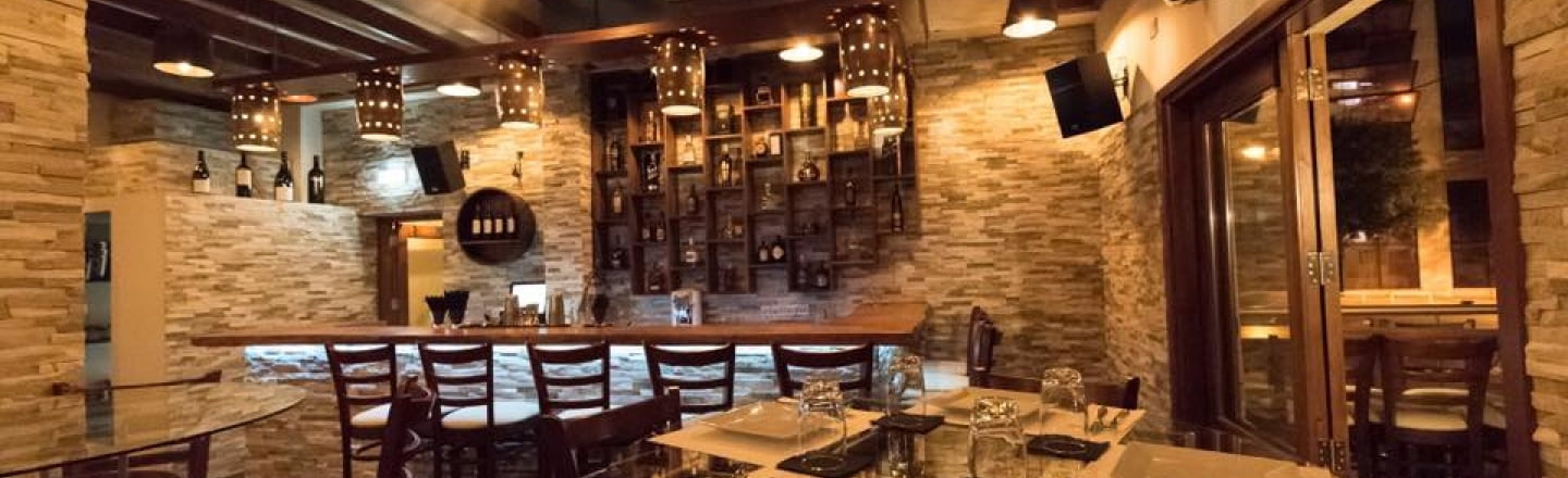 Винный бар и ресторан Wine and More в Никосии
