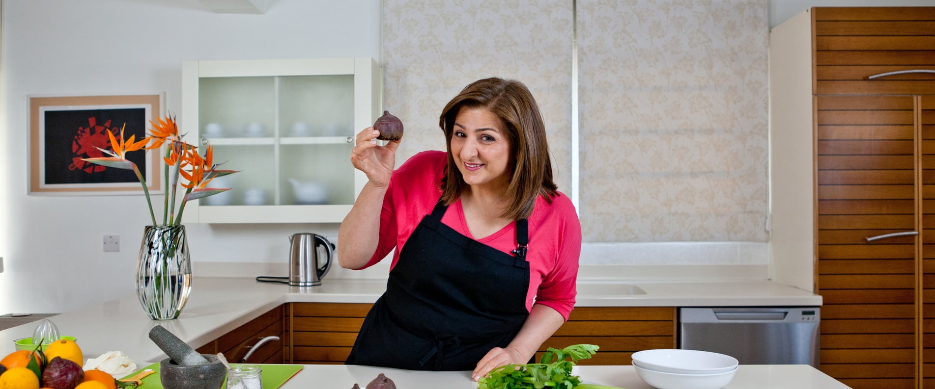 Cypriot Cuisine with Marilena: pork with beets 